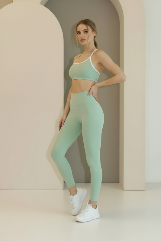 Set Matcha White Showy Top