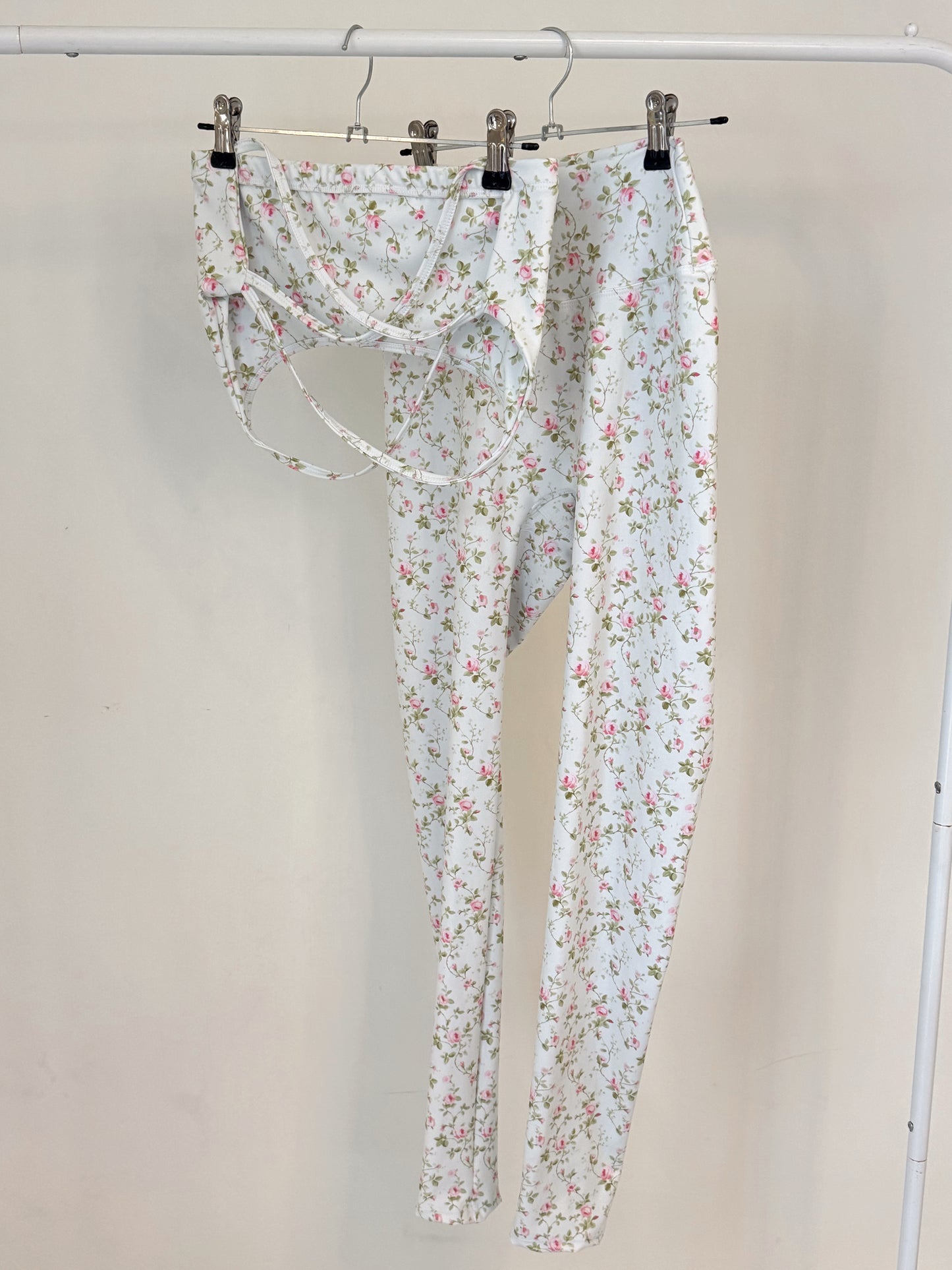 Set Gardenia Showy Top & Legging