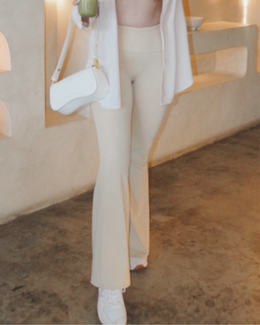 Flare Legging Vainilla