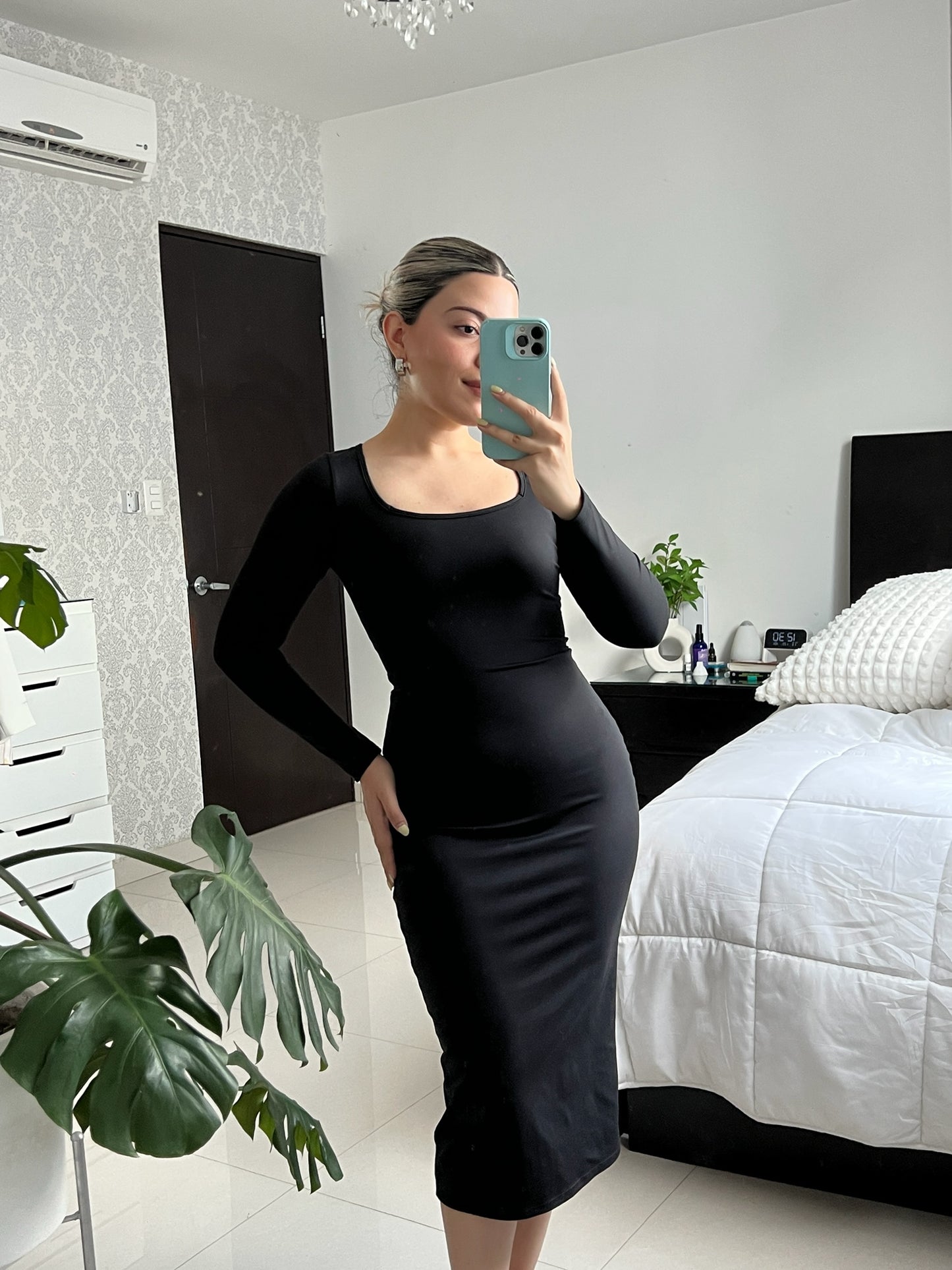 Jolie Dress Black (Buttery Soft)