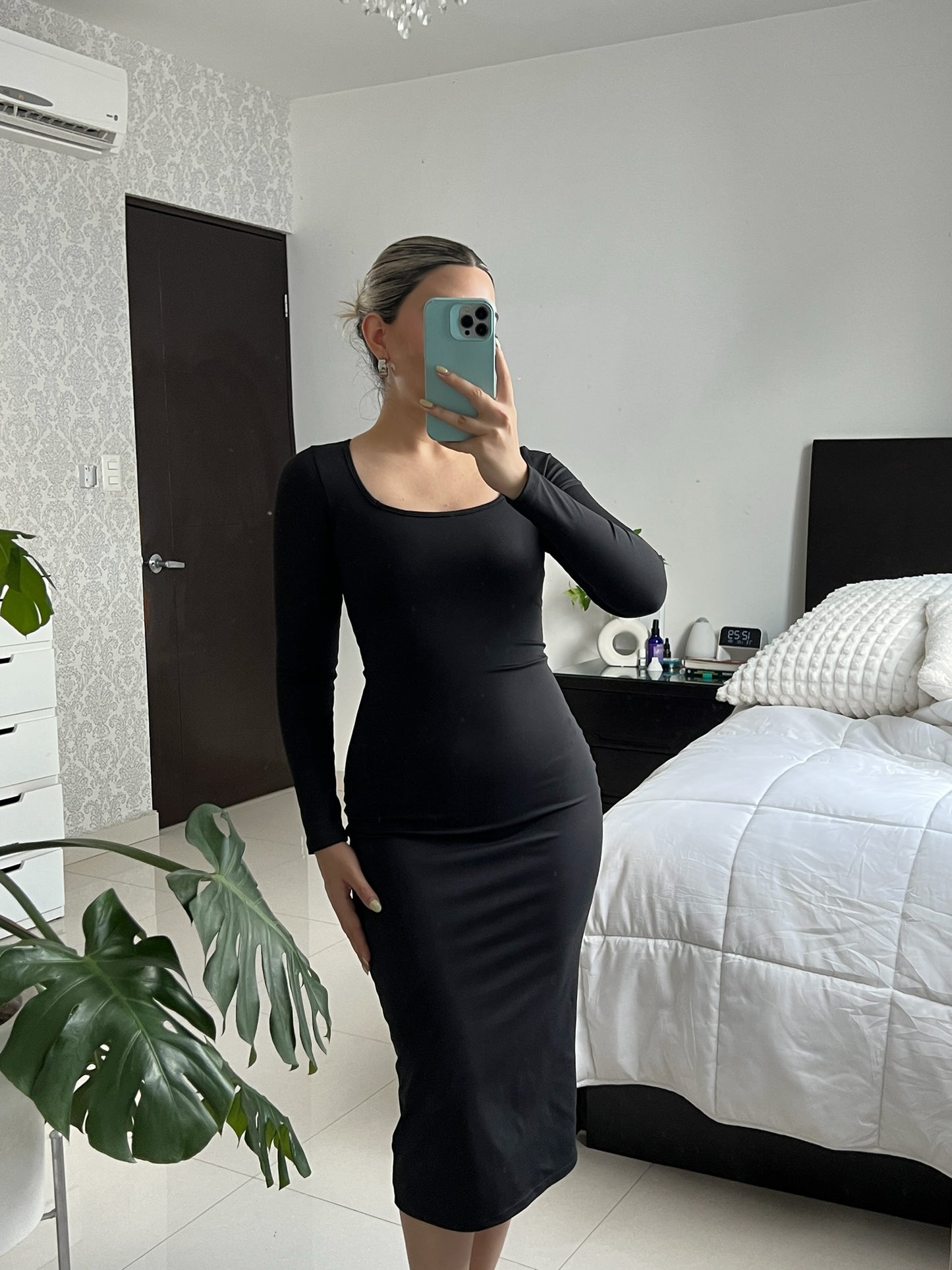Jolie Dress Black (Buttery Soft)