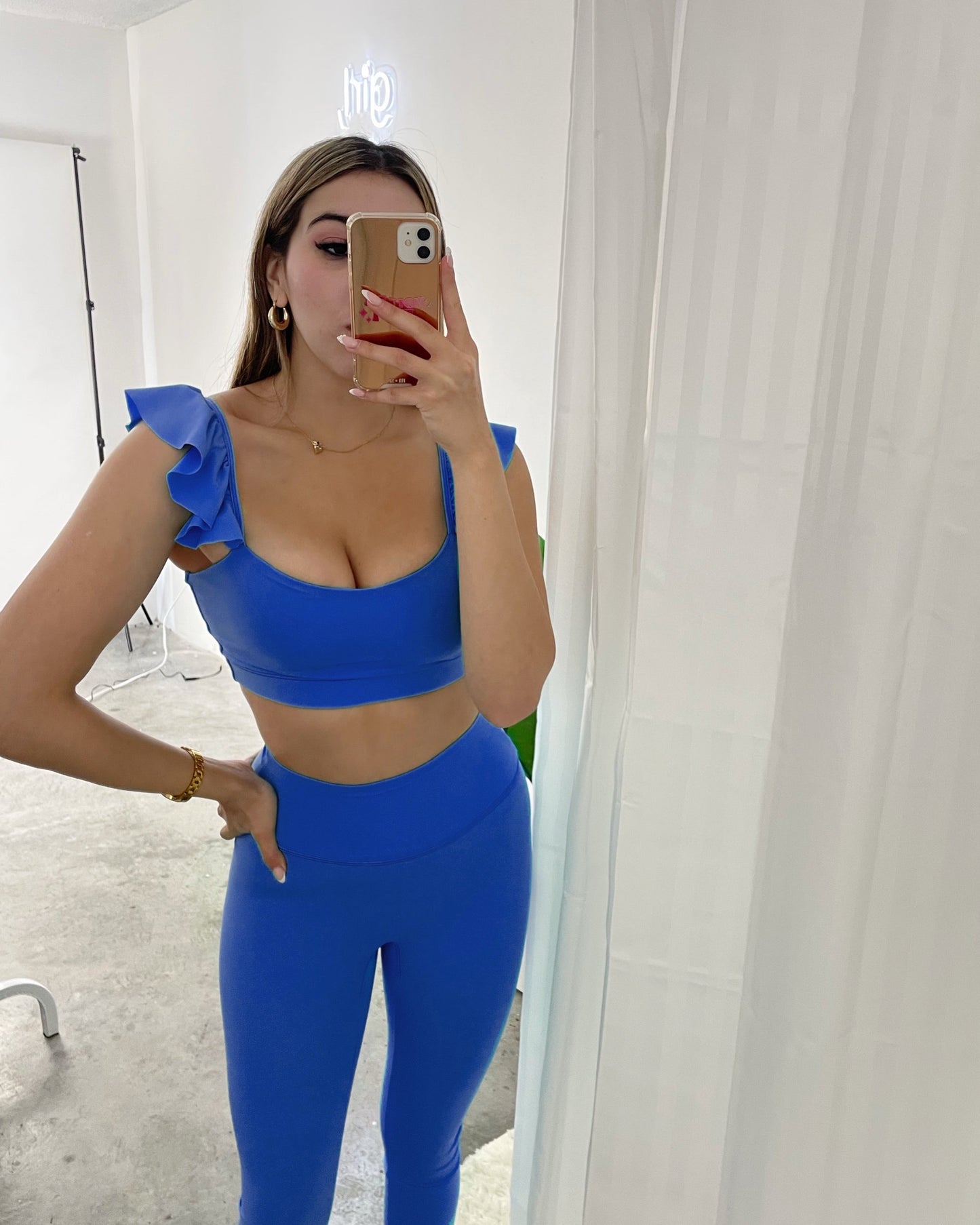 Set Royal Love On Top