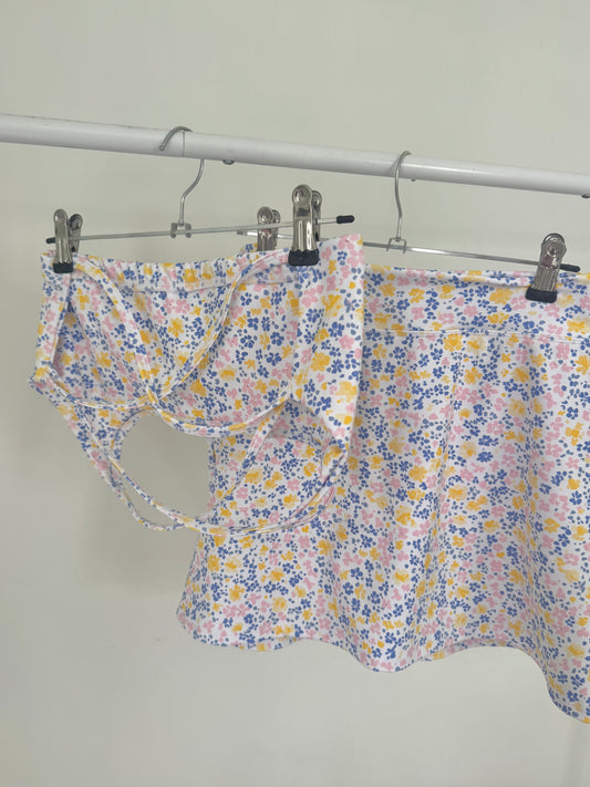 Set Lilly Showy Top & Skarela