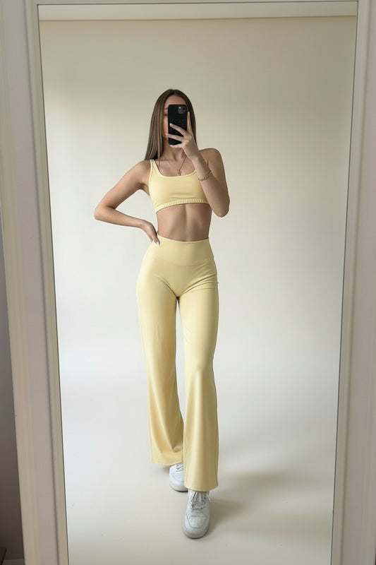Set Butter Showy top & WIDE Leg