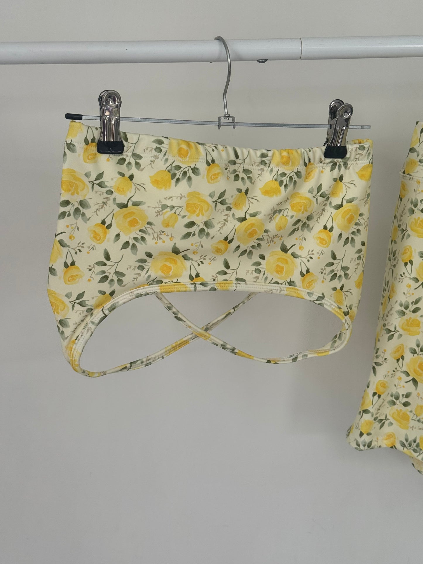 Set Sunshine Showy Top & Skarela