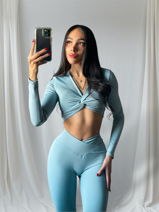Set Baby Blue Knoty Top & Legg W