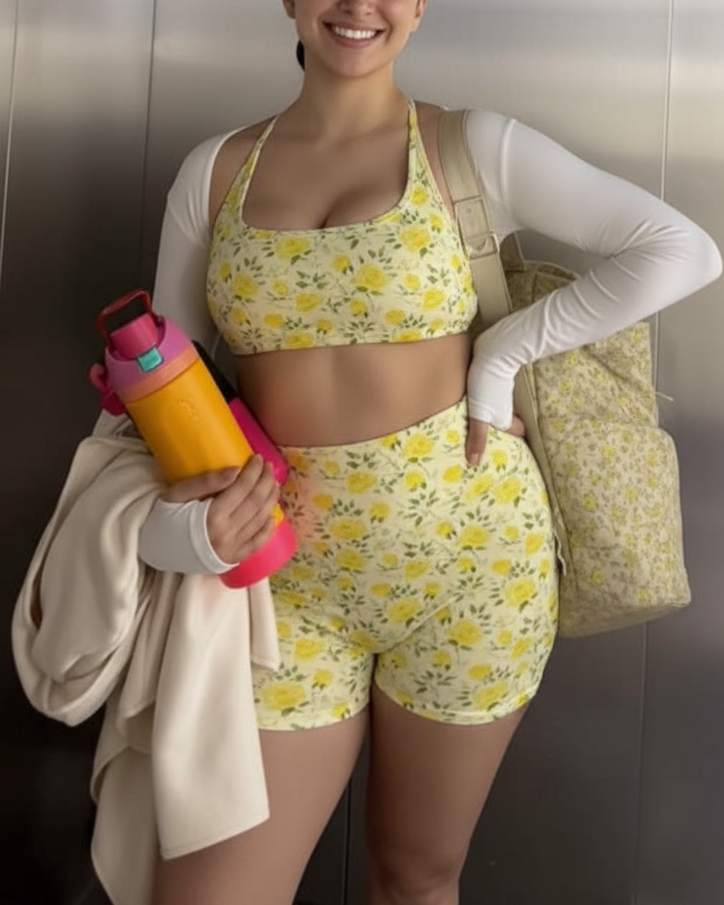 Set Sunshine Showy Top & Mini short
