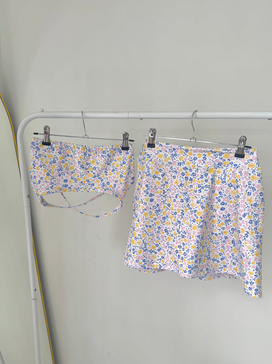 Set Lilly Showy Top & Skarela