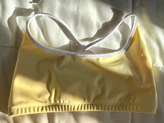 Set Butter white Showy Top  & Skarela