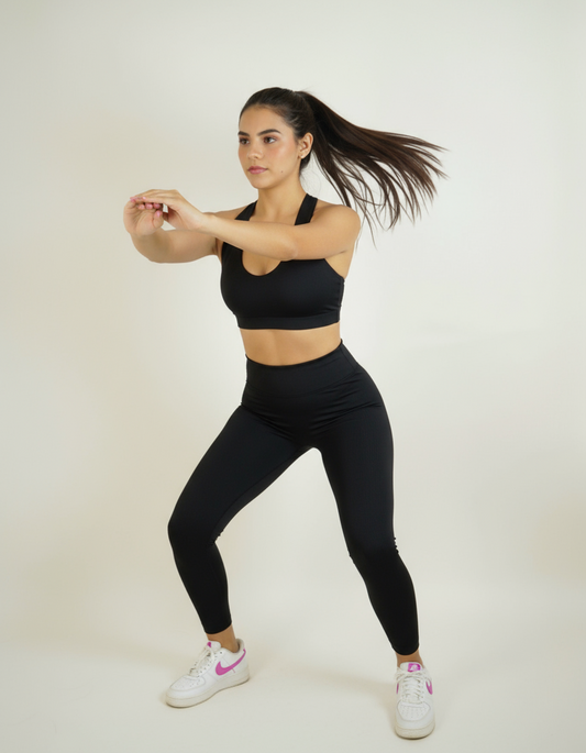 Set Black Crossover Top