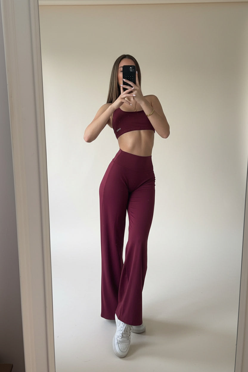 Set Cherry Wide Leg & Showy Top