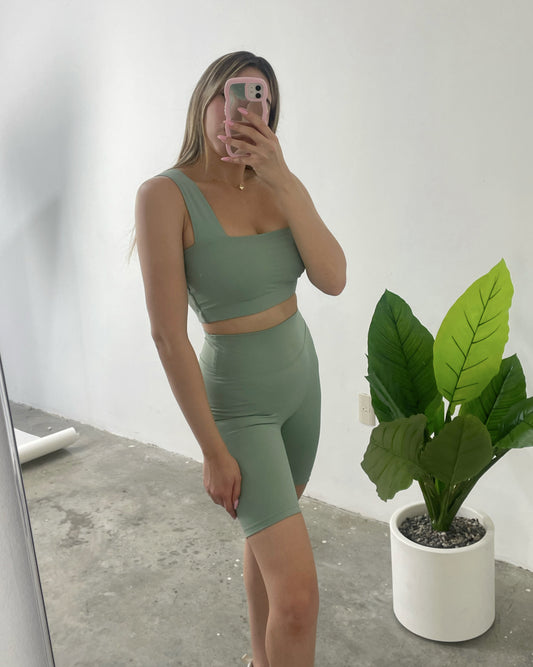 Set Matcha Biker & Top Square